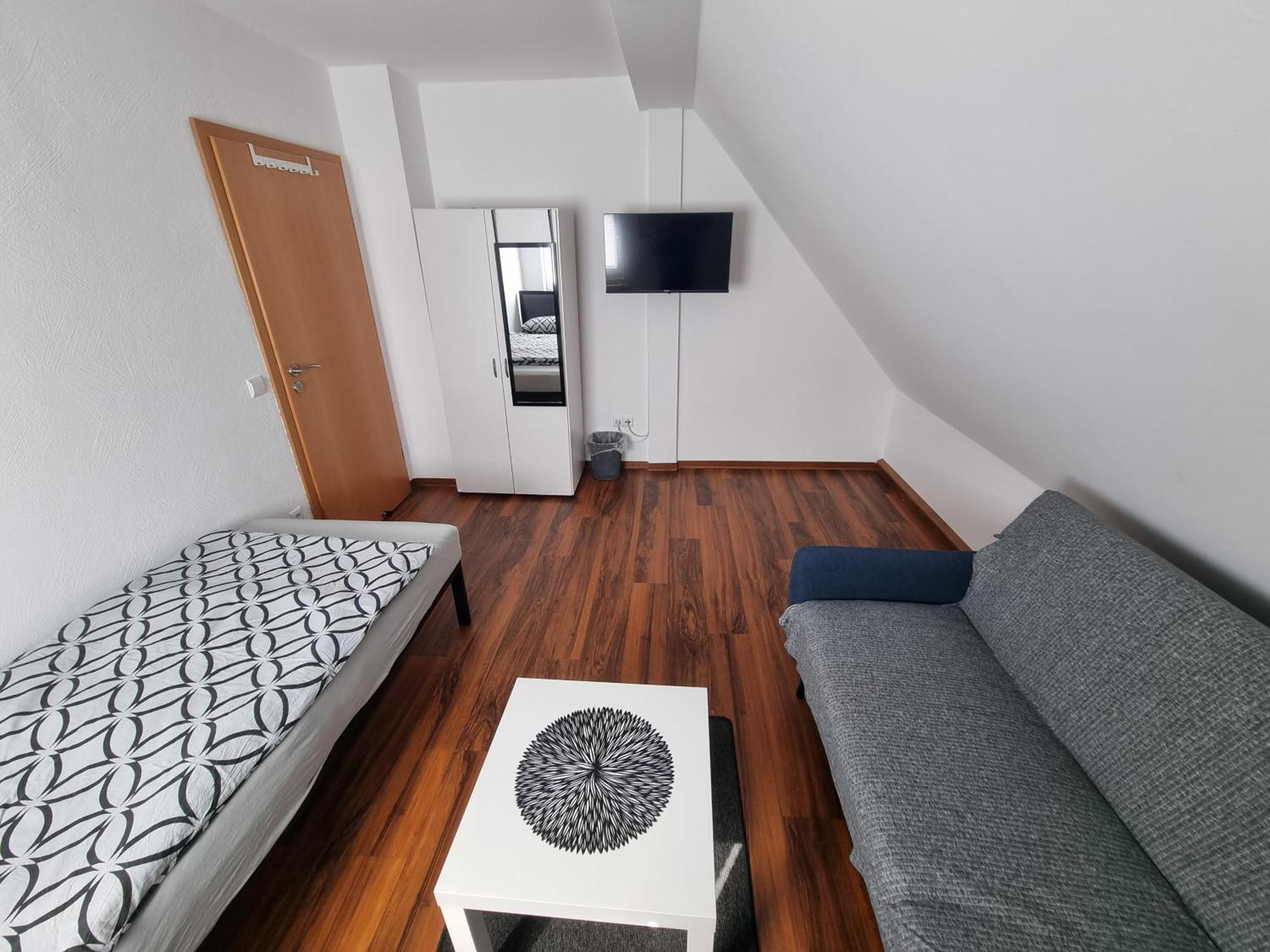 1-2 Personen Zimmer In Kassel Ngoại thất bức ảnh